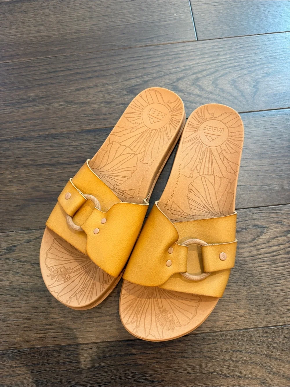 Reef Vista SoHo Cruz Sandals Size 10 in Natural - C67-040